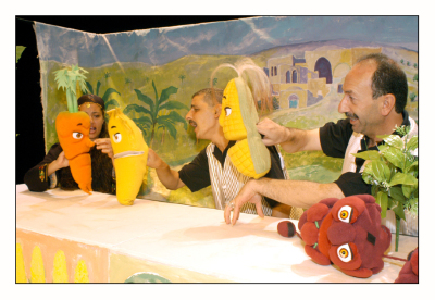 عرض مسرحية "مغامرات خضرا" في مسرح وسينماتك القصبة