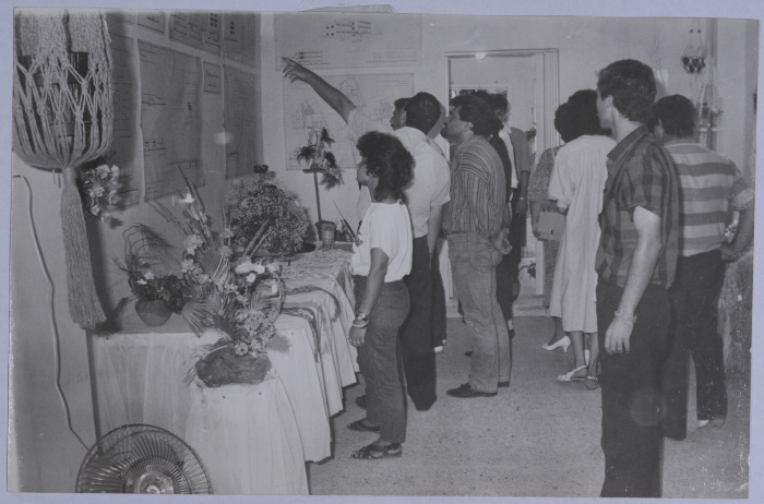 معرض، مخيم مار إلياس، 1982- 1987