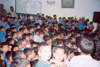 عرض مسرحي للأطفال لمسرح وسينماتك القصبة في مخيم الدهيشة للاجئين 