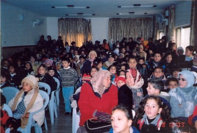 عرض مسرحي للأطفال لمسرح وسينماتك القصبة في بيت أُمَّر