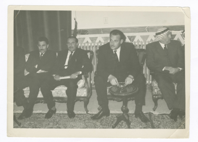 ياسر عمرو وزملاؤه الأعضاء بمجلس النواب الأردني، عمّان، 1963