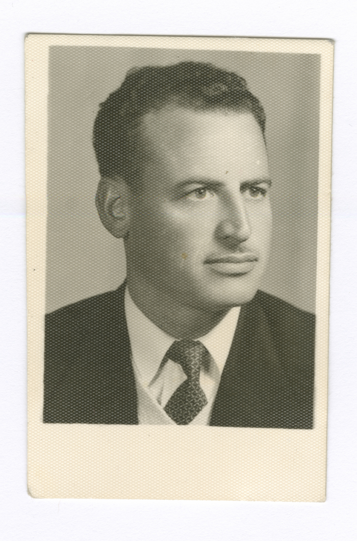 Yasser Amro, 1956- 1957