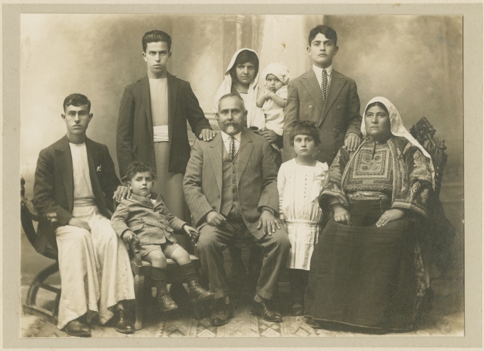 عائلة أبو رمانة