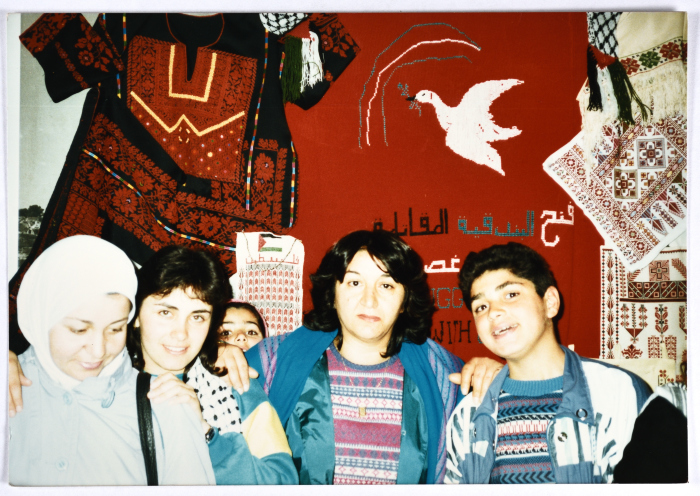 نهلة قورة في بازار خيري في القدس 