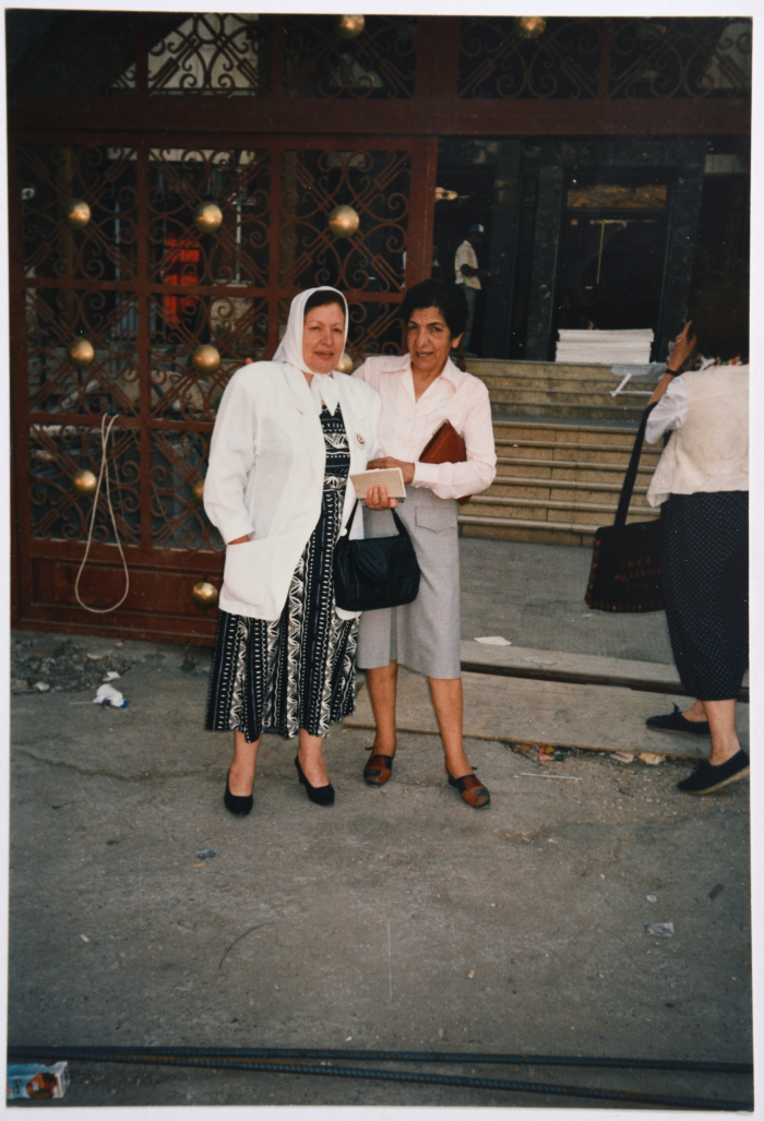 ليلى الترزي وهيام الأسعد، الخليل 