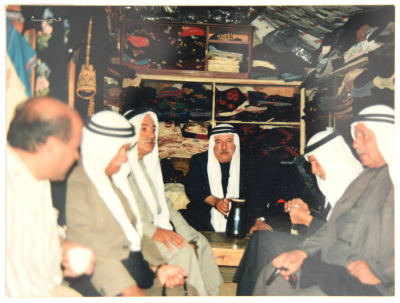صورة من اجتماع مع زهير مرقة في الخليل