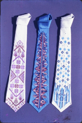Handmade Embroidery Products by the Association for the Development of Palestinian Camps (INAASH) 