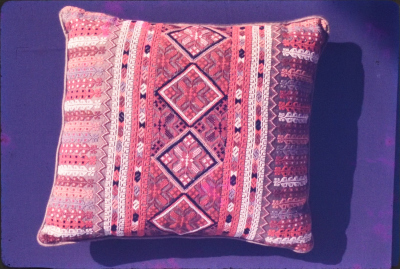 Handmade Embroidery Products by the Association for the Development of Palestinian Camps (INAASH) 
