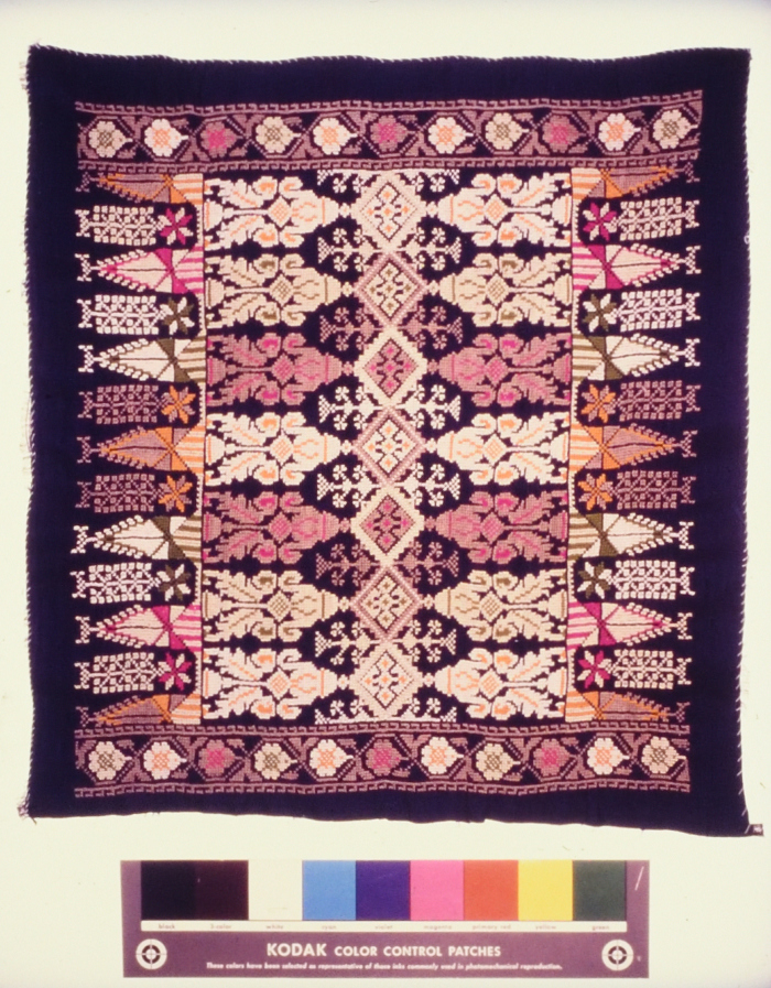 Handmade Embroidery Products by the Association for the Development of Palestinian Camps (INAASH) 