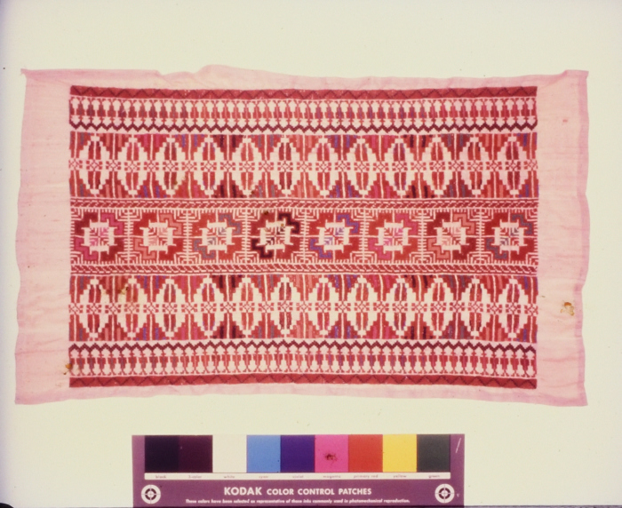 Handmade Embroidery Products by the Association for the Development of Palestinian Camps (INAASH) 