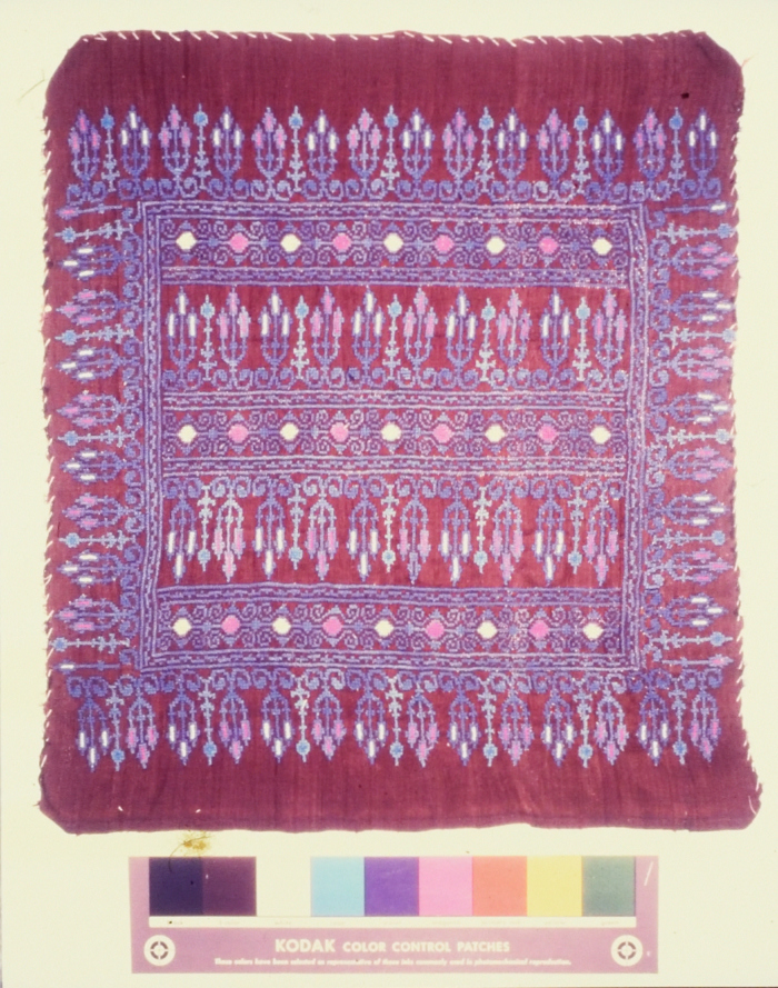 Handmade Embroidery Products by the Association for the Development of Palestinian Camps (INAASH) 