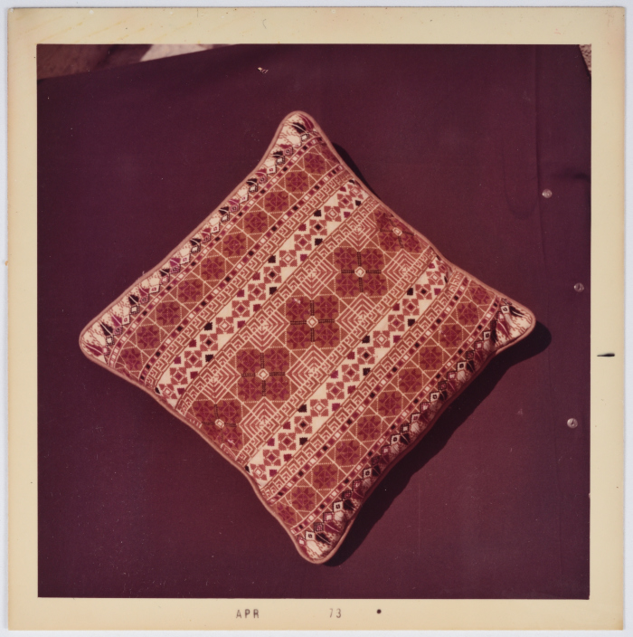 Handmade Embroidery Products by the Association for the Development of Palestinian Camps (INAASH) 