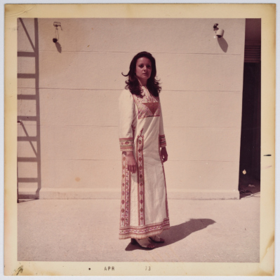 مطرزات فلسطينية تراثية من انتاج انعاش المخيم