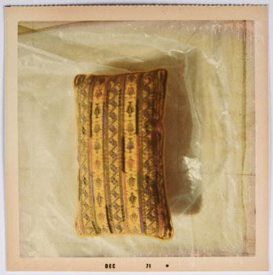 مطرزات فلسطينية تراثية من انتاج انعاش المخيم