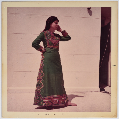 مطرزات فلسطينية تراثية من انتاج انعاش المخيم