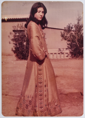 مطرزات فلسطينية تراثية من انتاج انعاش المخيم