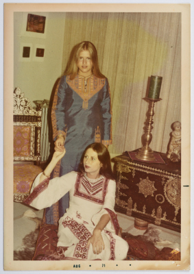 Handmade Embroidery Products by the Association for the Development of Palestinian Camps (INAASH) 