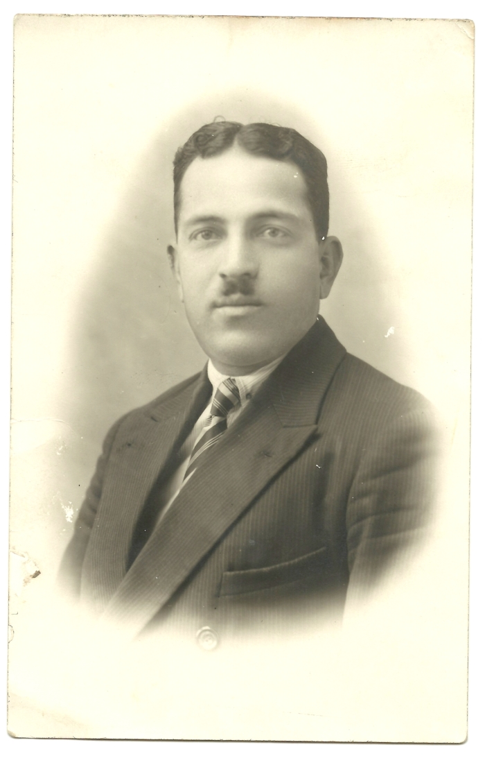 Saaddin Abdel-Latif, 1929