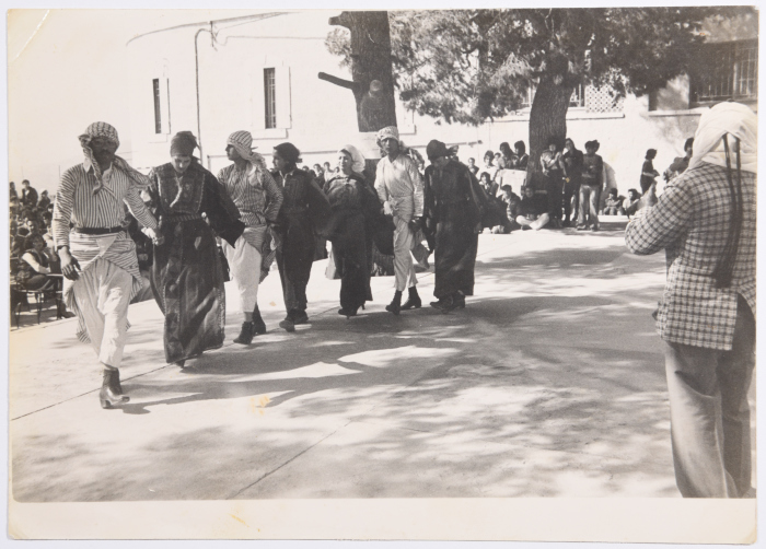  فرقة الفنون الشعبية في مسابقة الدبكة الشعبية في جامعة بيت لحم