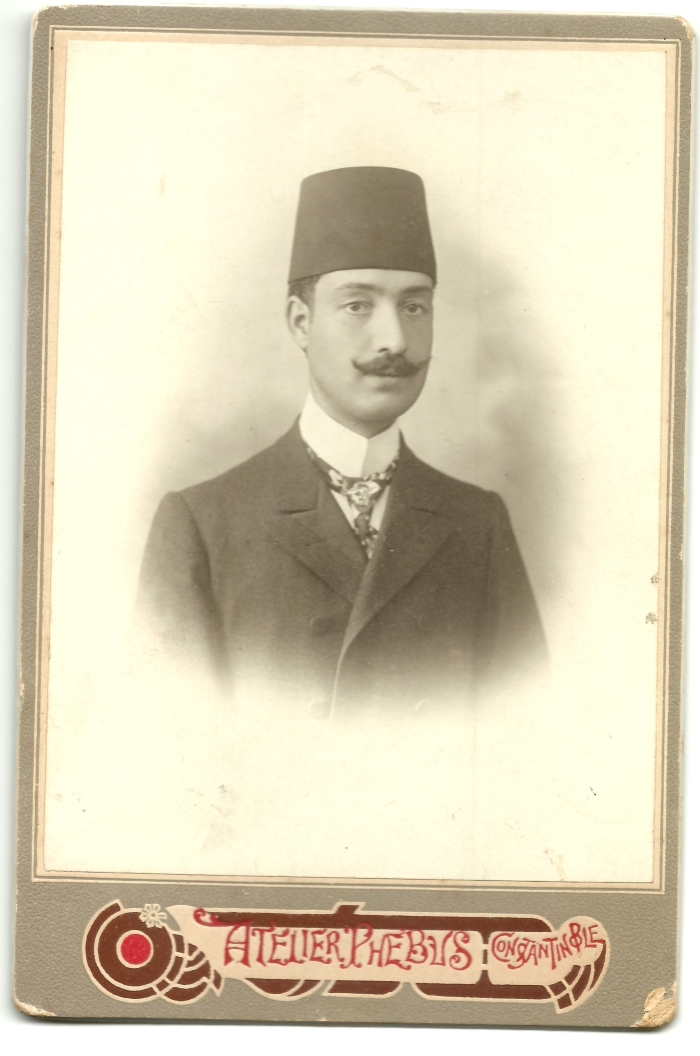 Taher Bey al-Husseini, Istanbul 
