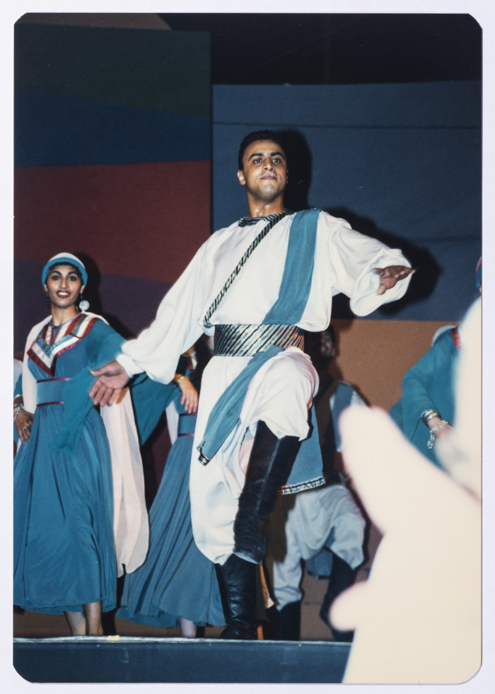 فرقة الفنون الشعبية  عرض 