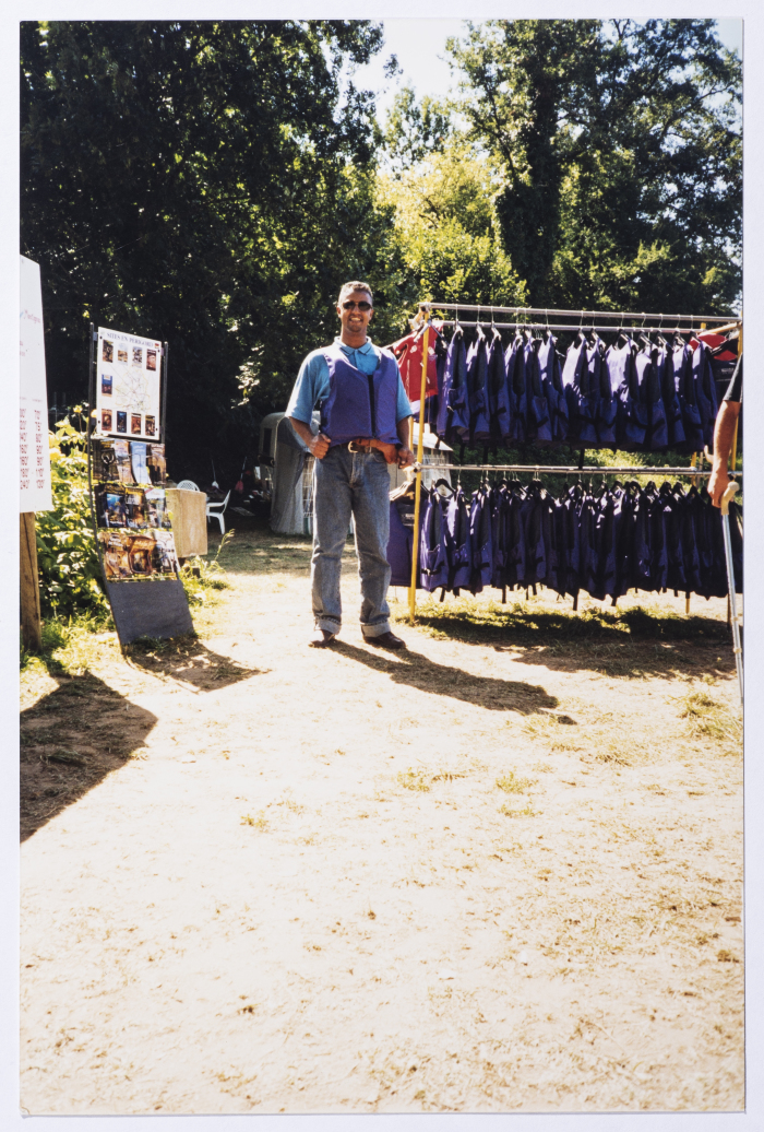 فرقة الفنون الشعبية في فرنسا عرض 