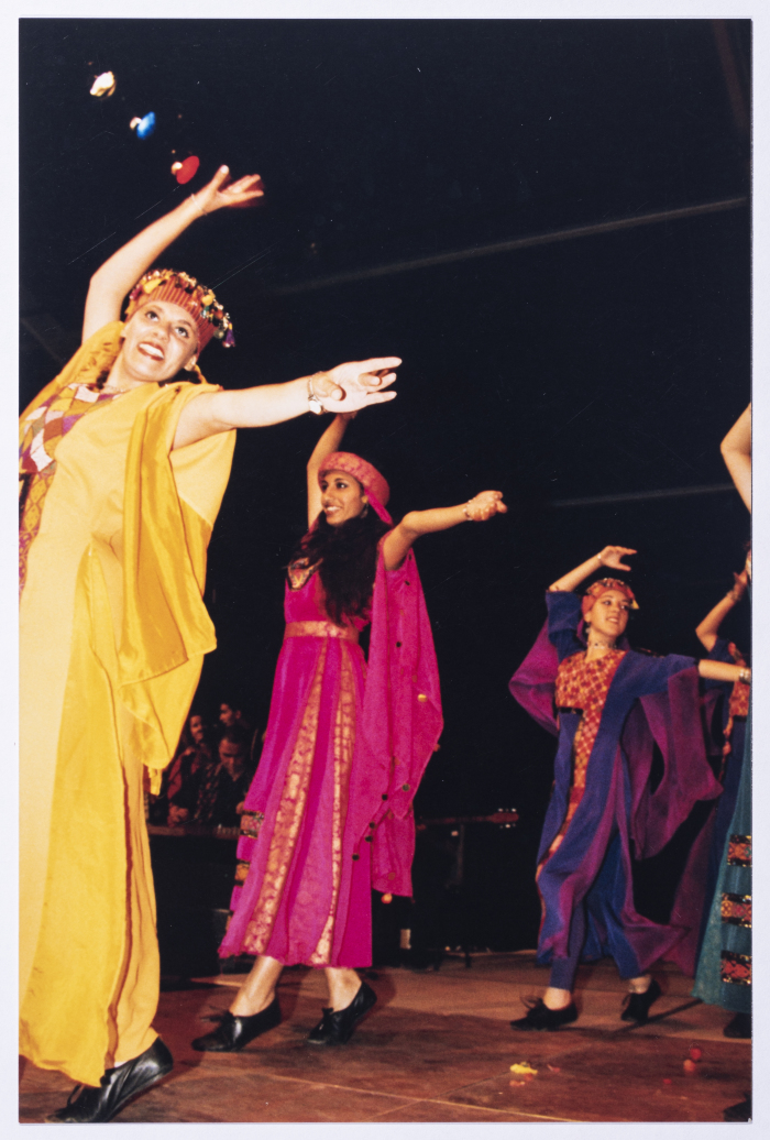 فرقة الفنون الشعبية في مهرجان فلسطين الدولي في جامعة بيرزيت تقدم لوحات فنية راقصة