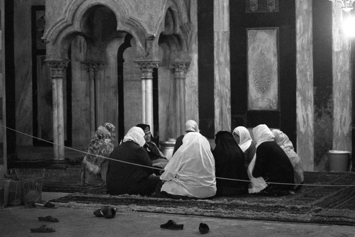 الحرم الشريف في الخليل تصوير جوس دراي 1987