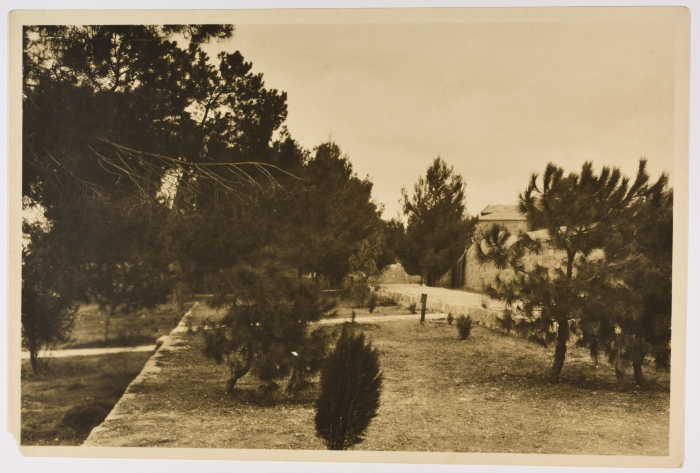 جزء من أحد مباني مدرسة الفرندز للبنات