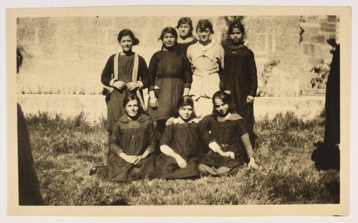 The Friends Girls' School Students 
