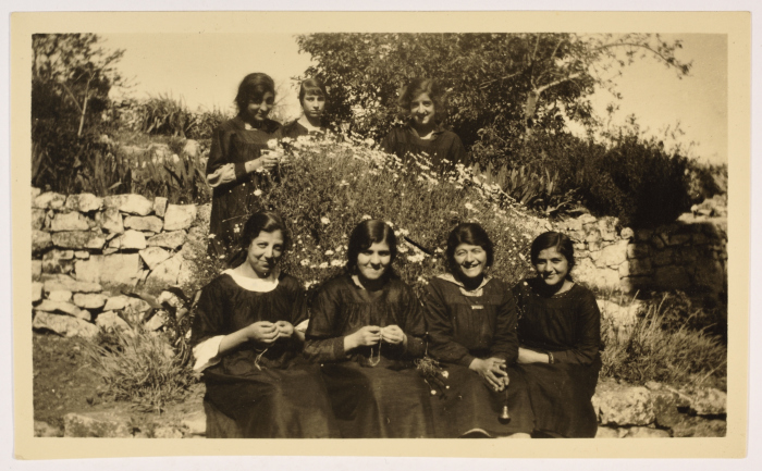 The Friends Girls' School Students 
