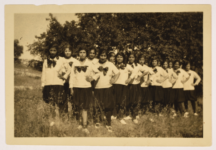 The Friends Girls' School Students 

