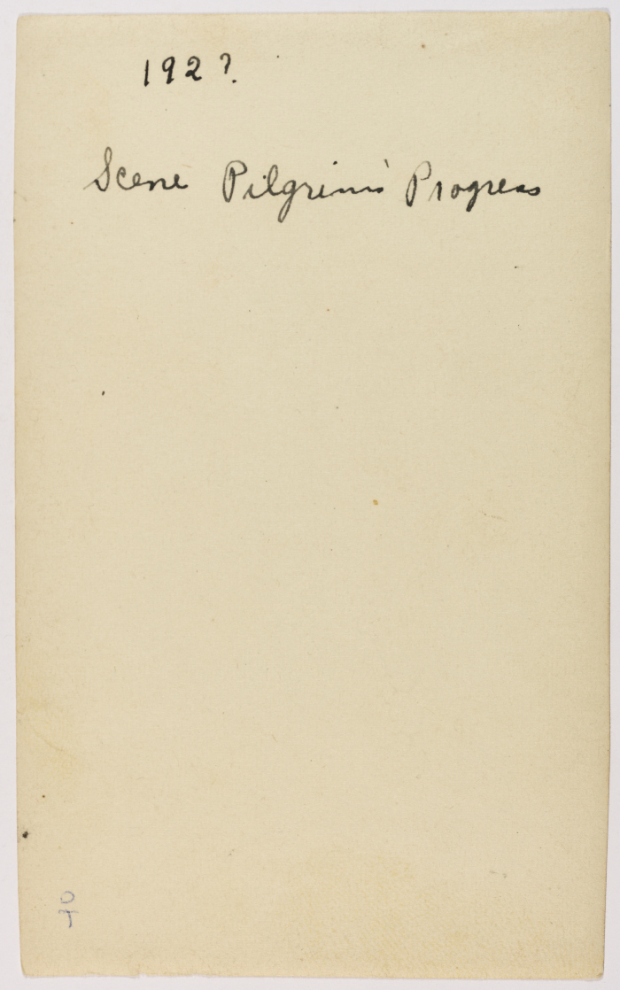 طالبات من مدرسة الفرندز بأزياء تنكرية