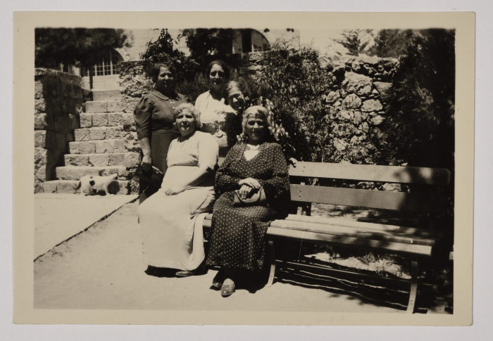 مجموعة نساء من عام 1937