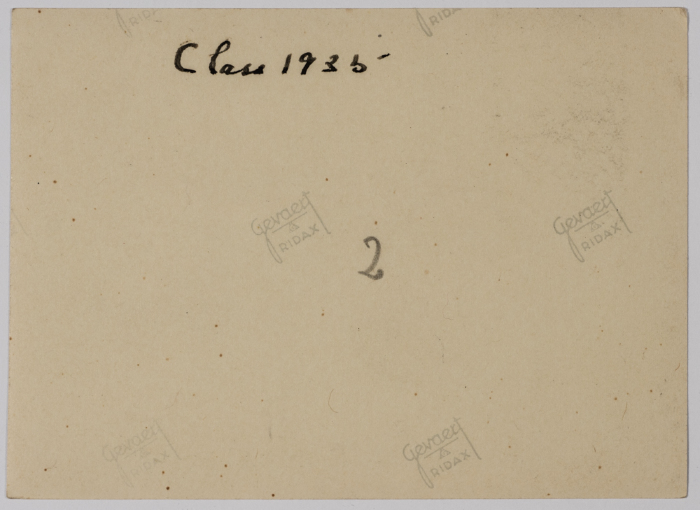 خريجات العام 1935 لمدرسة الفرندز 