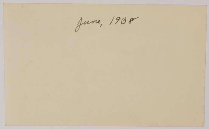 طالبات مدرسة الفرندز عام 1938