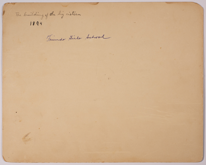 موقع بناء مبنى تابع لمدرسة الفرندز للبنات