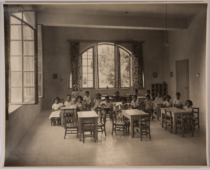 أحد صفوف الإبتدائية في مدارس الفرندز