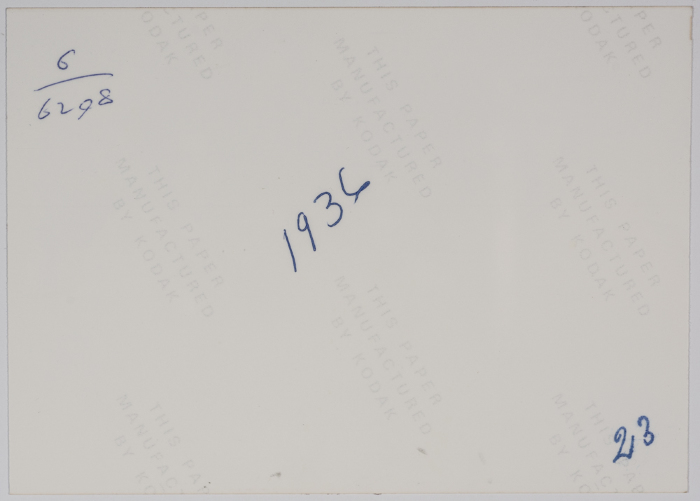 مجموعة من طالبات الفرندز عام 1936