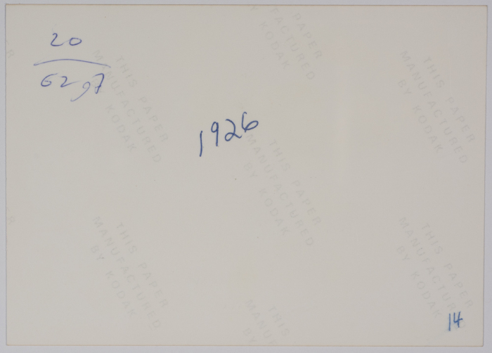 مجموعة طالبات من مدرسة الفرندز عام 1926