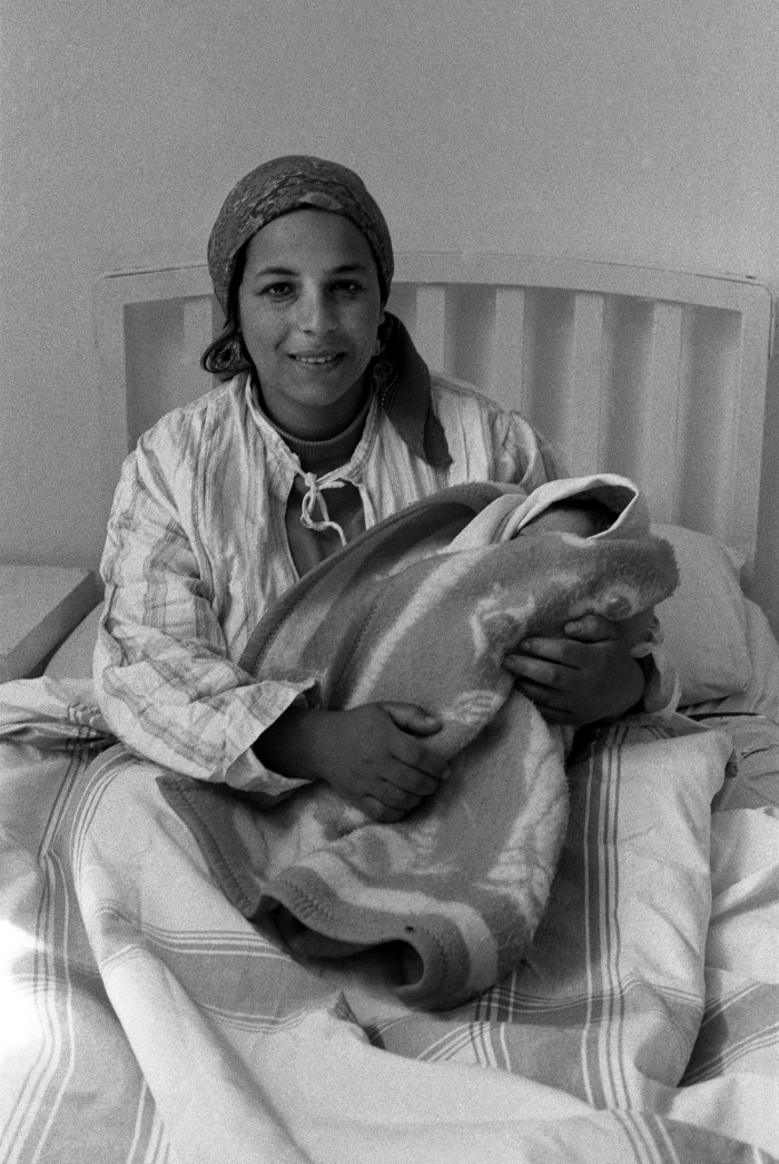 عيادة تابعة للأونروا في مخيم الشاطئ، غزة