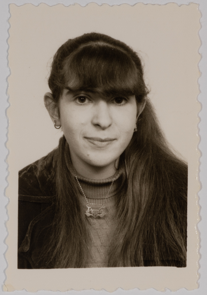 صورة شخصية لفتاة من مدرسة الفرندز