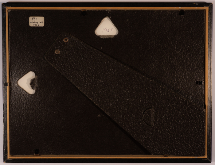 طلبة وموظفي مدرسة الفرندز في غرفة الطعام