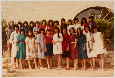 مجموعة فتيات عام 1984