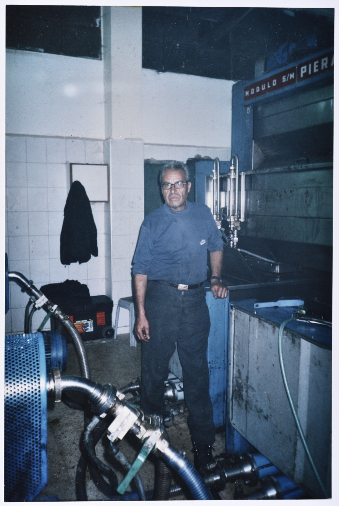 نشاطات الجمعية التعاونية لعصر الزيتون  في سلفيت خلال موسم قطف الزيتون 