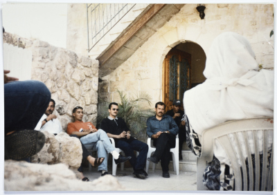 مجموعة أشخاص من مركز أرطاس للتراث، قلنسوة، 1999