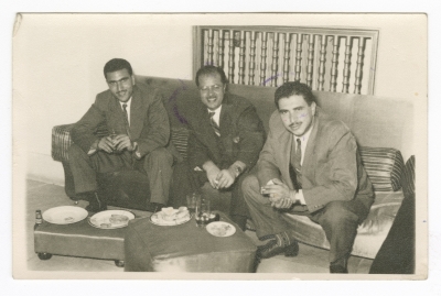 سليمان الدجاني مع أصحابه