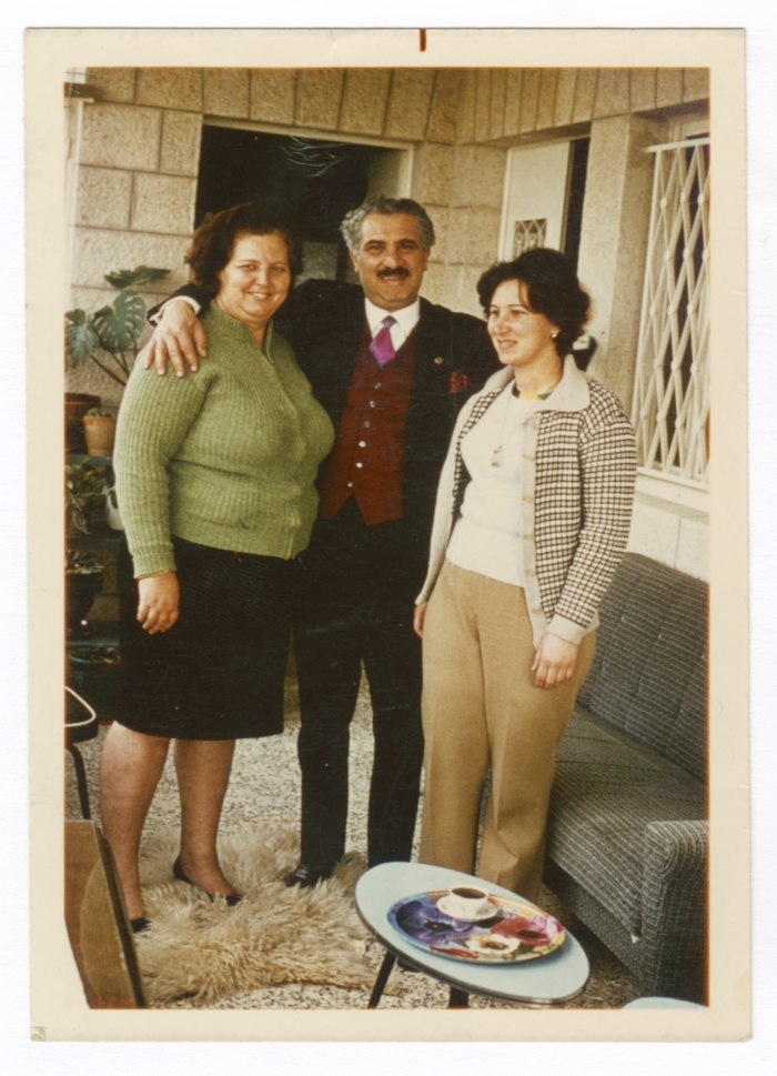 Sulayman ad-Dajany with His Wife ʿabla ad-Dajany and Daughter Mai ad-Dajany 