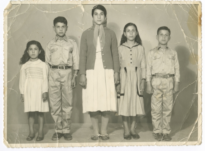 Picture of Five Children from ʾabu Khdair Family