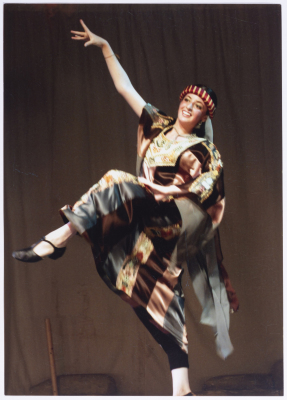 A Glimpse of the Palestinian Folk Vista Show by el-Funoun Baraem Group, 2002